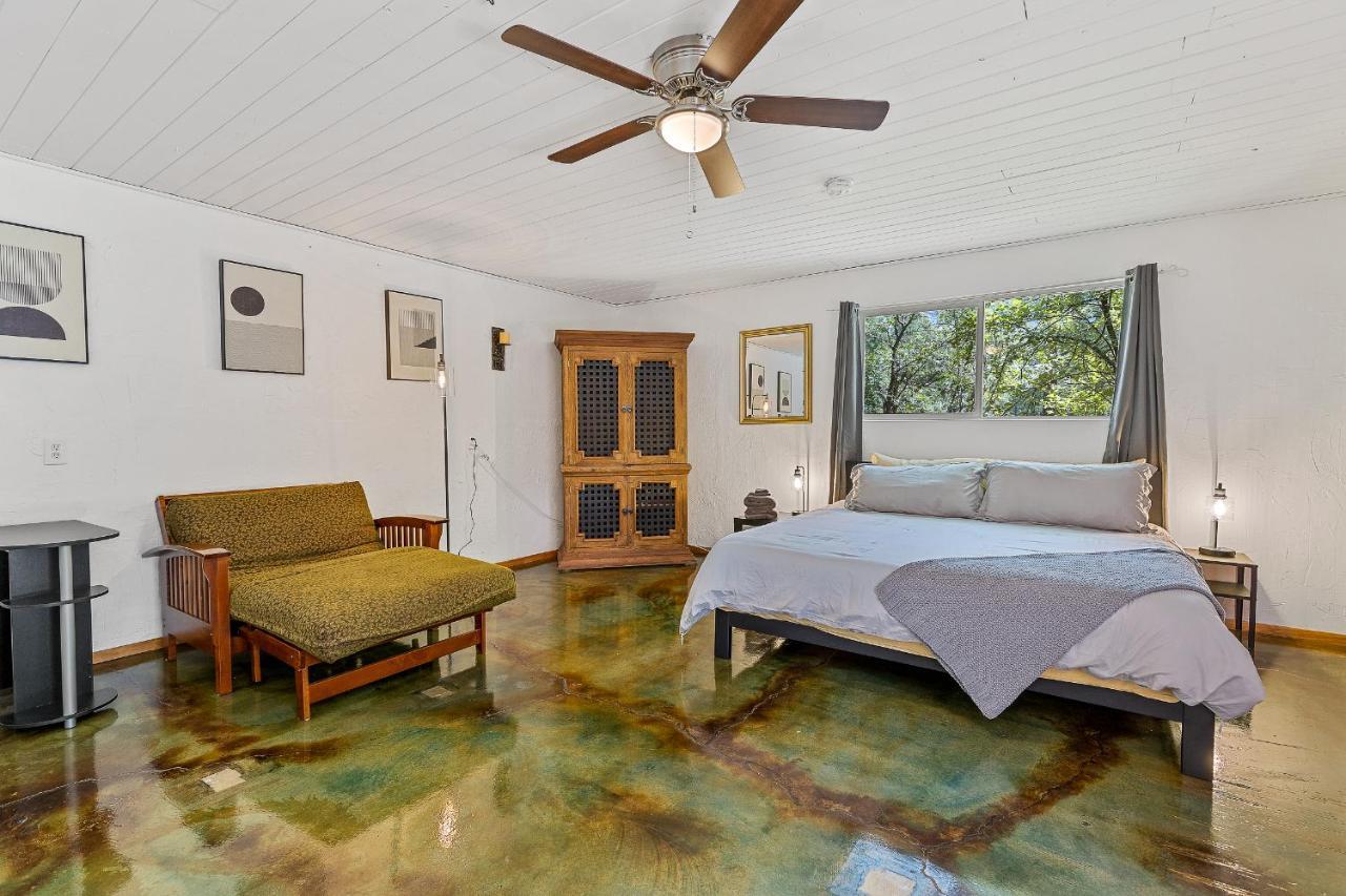 Captivating Continental Country Club Retreat With 4 Bdr And Spacious Deck! Flagstaff Extérieur photo