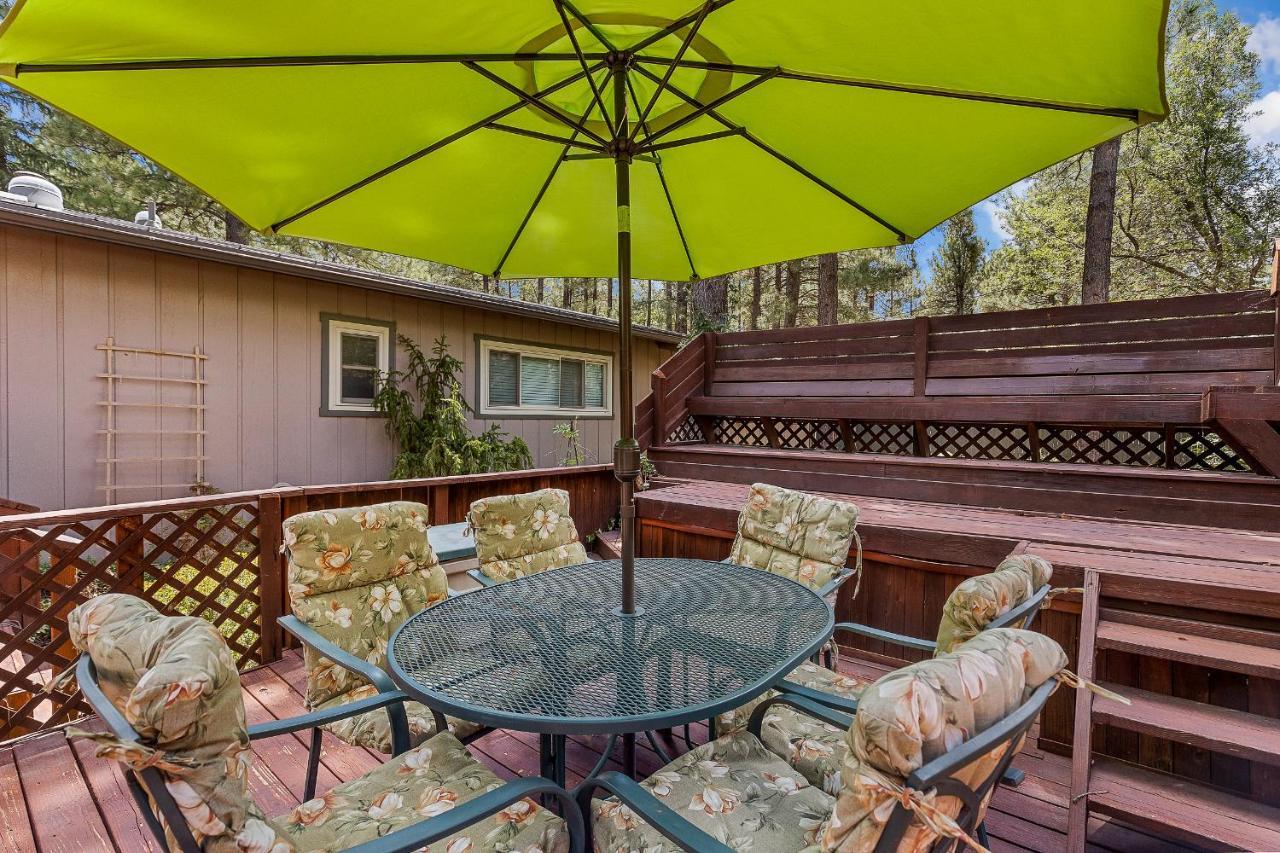 Captivating Continental Country Club Retreat With 4 Bdr And Spacious Deck! Flagstaff Extérieur photo